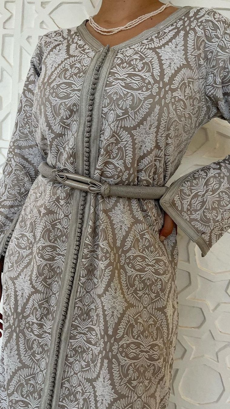 Caftan Taupe