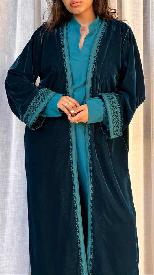 kimono beldi en velours , marque marocaine